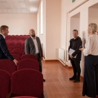 По поручению губернатора Вадима Шумкова на этой неделе правительственная комиссия работала в Щучанском округе
По поручению губернатора Вадима Шумкова на этой неделе правительственная комиссия работала в Щучанском округе