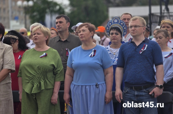 Фестиваль славянской и казачьей культуры «Русское поле» в прямом эфире «Область 45» Фестиваль славянской и казачьей культуры «Русское поле» в прямом эфире «Область 45»