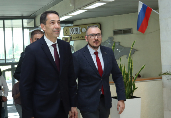 В Кургане работает посол Азербайджана в России Рахман Мустафаев
