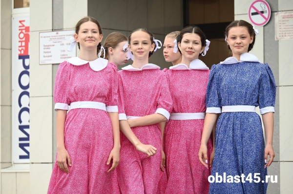 Фестиваль славянской и казачьей культуры «Русское поле» в прямом эфире «Область 45» Фестиваль славянской и казачьей культуры «Русское поле» в прямом эфире «Область 45»