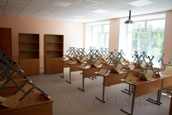 После начала учебного года в некоторых школах Кургана продолжится ремонт После начала учебного года в некоторых школах Кургана продолжится ремонт