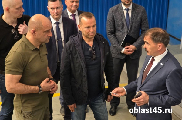 Полпред президента в УрФО Артём Жога работает в Кургане Полпред президента в УрФО Артём Жога работает в Кургане