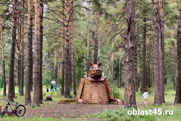 Деревянные скульптуры из Кургана оценили на всероссийском уровне Деревянные скульптуры из Кургана оценили на всероссийском уровне