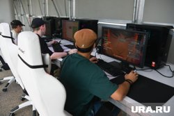 Российская команда выбила украинцев в полуфинале европейского турнира по CS2 Российская команда выбила украинцев в полуфинале европейского турнира по CS2