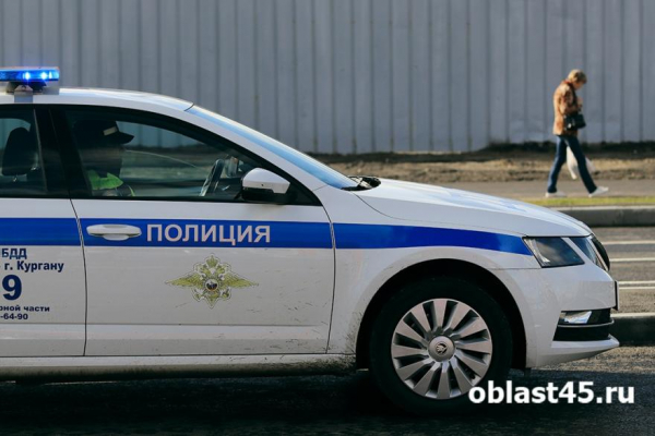 Школьник из Петухово отклонился от безопасного маршрута в школу и попал под колёса Школьник из Петухово отклонился от безопасного маршрута в школу и попал под колёса