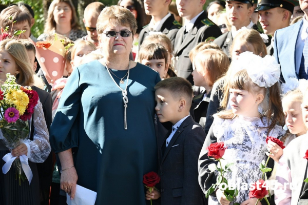 Более 9 тысяч ребят в Курганской области стали первоклассниками