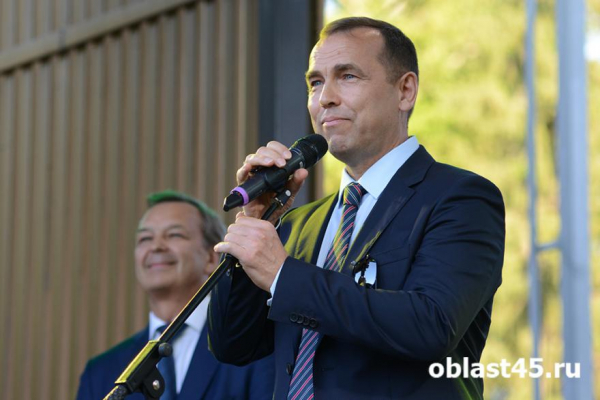Губернатор Зауралья: &laquo;Каждому из вас предстоит главное - научиться любить свою Родину&raquo;