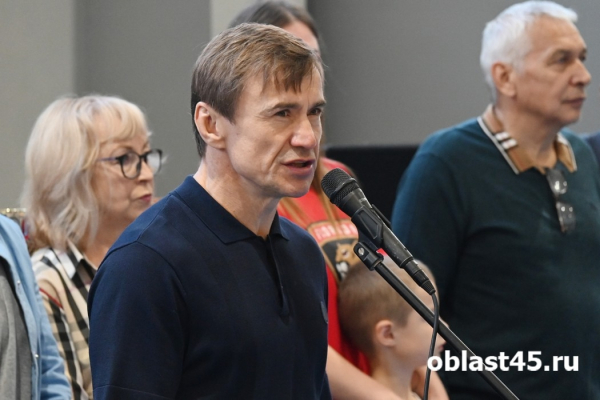 В Кургане стартовал 29-й турнир по самбо памяти Косарева и Тюнина