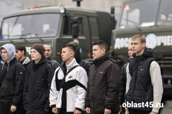 Будущие военные водители начали обучение в курганском ДОСААФ