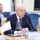 Президент РСПП Александр Шохин: «Курганская область одна из самых динамичных в России с точки зрения роста экономики»
Президент РСПП Александр Шохин: «Курганская область одна из самых динамичных в России с точки зрения роста экономики»