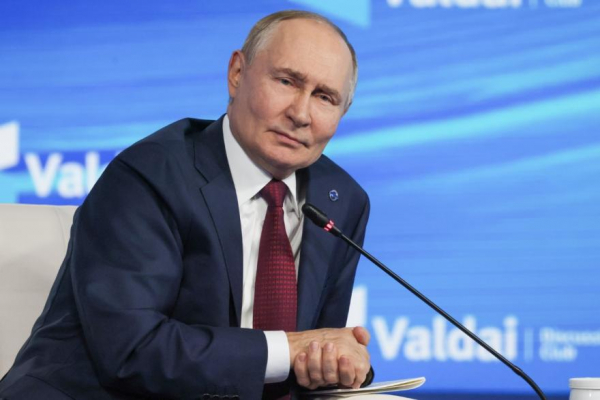 Владимиру Путину - 73: Президент России отмечает день рождения