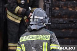 Появились кадры крупного пожара в микрорайоне Рябково в Кургане
