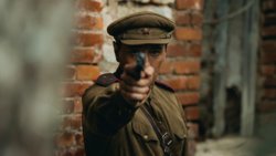 Лес, который смотрит в тебя: стоит ли смотреть российский фильм &laquo;Август&raquo;, рецензия 