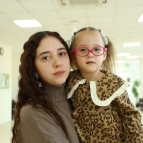 В перинатальном центре врачи и медсестры встретились с бывшими пациентами, родившимися раньше срока
В перинатальном центре врачи и медсестры встретились с бывшими пациентами, родившимися раньше срока