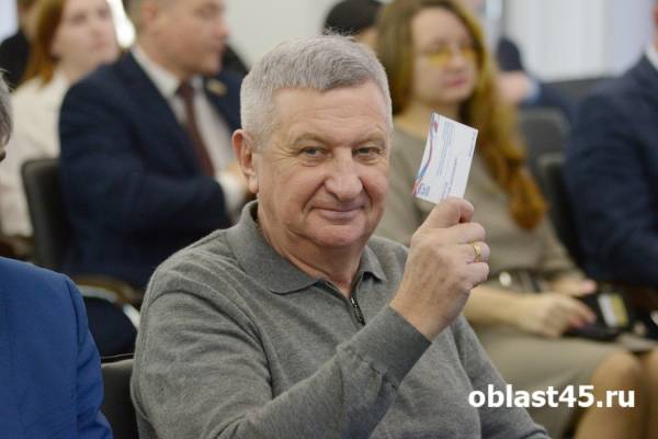 Курс на работу «в полную силу»: курганские единороссы наметили планы на будущее Курс на работу «в полную силу»: курганские единороссы наметили планы на будущее