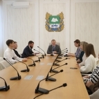 Заместители губернатора Курганской области встретились со специалистами-стажерами и выпускниками вузов и колледжей
Заместители губернатора Курганской области встретились со специалистами-стажерами и выпускниками вузов и колледжей
