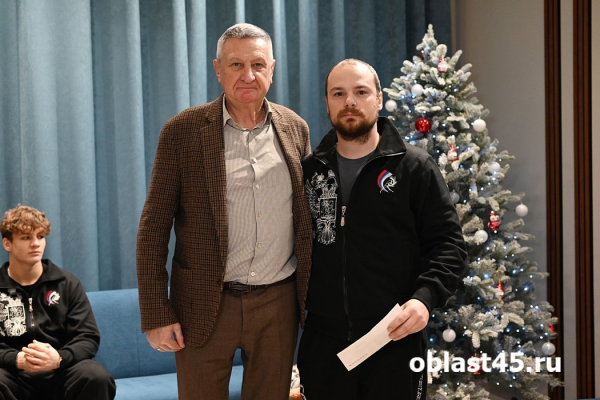 Бронза и зал Карелина: грандиозные итоги самбо в Кургане от сенатора Муратова
