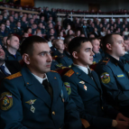 
											Губернатор Вадим Шумков поздравил сотрудников Главного управления МЧС по Курганской области с профессиональным праздником и 35-летием ведомства									