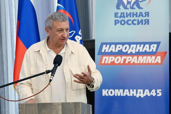 Курганский сенатор Муратов поздравил «Единую Россию» с 24-летием Курганский сенатор Муратов поздравил «Единую Россию» с 24-летием