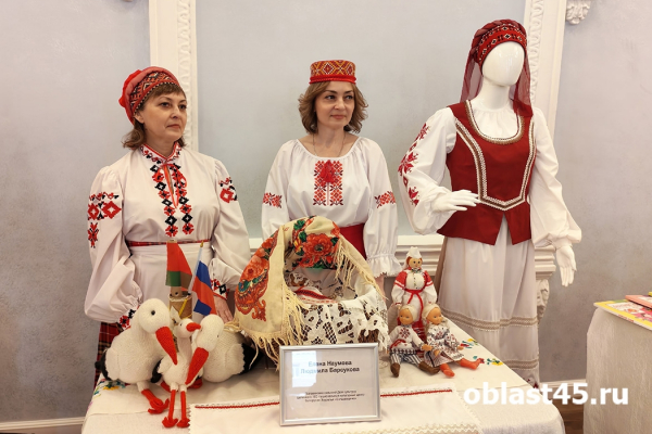 В Кургане прозвучали колыбельные на языках народов Зауралья