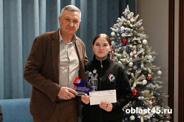 Бронза и зал Карелина: грандиозные итоги самбо в Кургане от сенатора Муратова