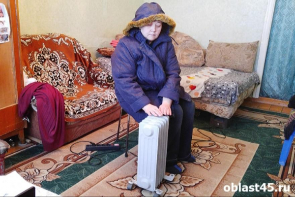 Курганцам рассказали, куда обращаться, если в квартире холодно Курганцам рассказали, куда обращаться, если в квартире холодно