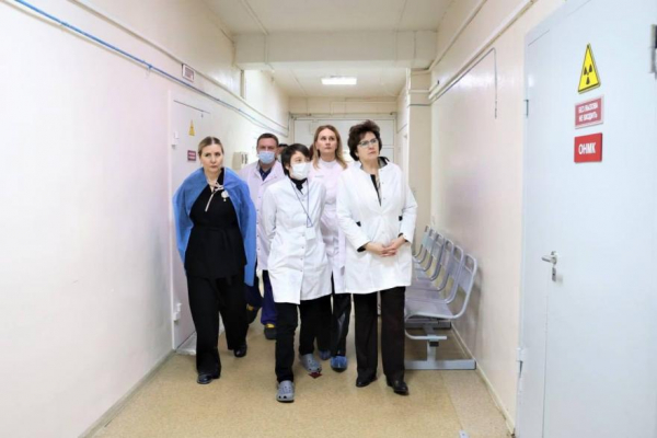 Руководитель Росздравнадзора проверила больницы в Кургане