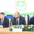 
											Губернатор Вадим Шумков предложил ввести в образовательную программу единый курс "Воспитание"									