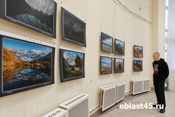 &laquo;Невербальный пейзаж&raquo;: в Кургане открыли выставку зауральского фотографа Кутыгина