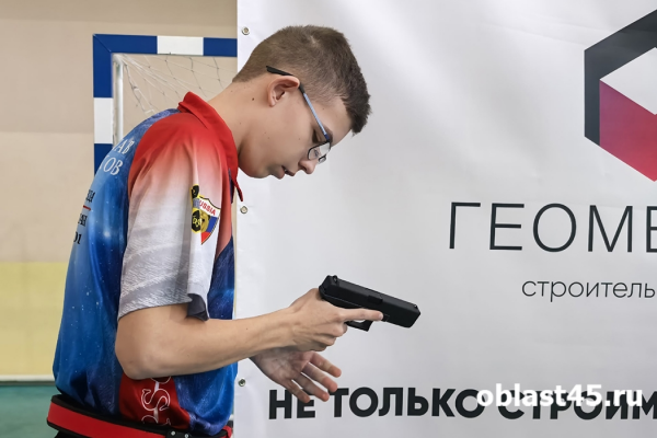 Впервые в Кургане прошли соревнования по практической стрельбе