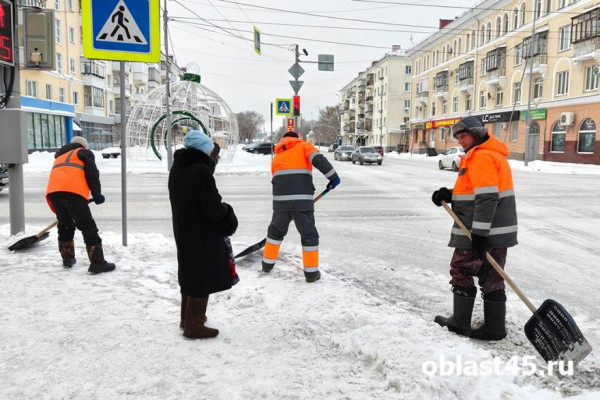 В Кургане проведут противогололёдную обработку