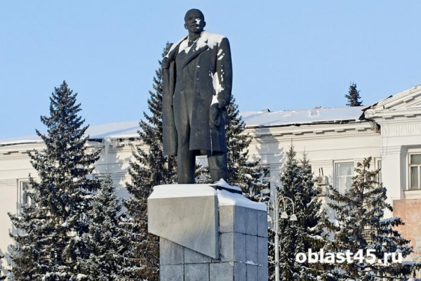 Одну из площадей Кургана хотят благоустроить в рамках конкурса Минстроя