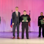 Вице-губернатор Андрей Алексеев поздравил Управление Росгвардии по Курганской области с профессиональным праздником
Вице-губернатор Андрей Алексеев поздравил Управление Росгвардии по Курганской области с профессиональным праздником