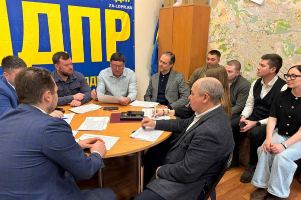 Глава фракции ЛДПР в Кургане Горшков может сменить регион на Тюмень Глава фракции ЛДПР в Кургане Горшков может сменить регион на Тюмень