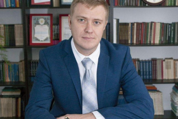Тень над администрацией: в Щучье разворачивается аппаратная драма с криминальным подтекстом Тень над администрацией: в Щучье разворачивается аппаратная драма с криминальным подтекстом