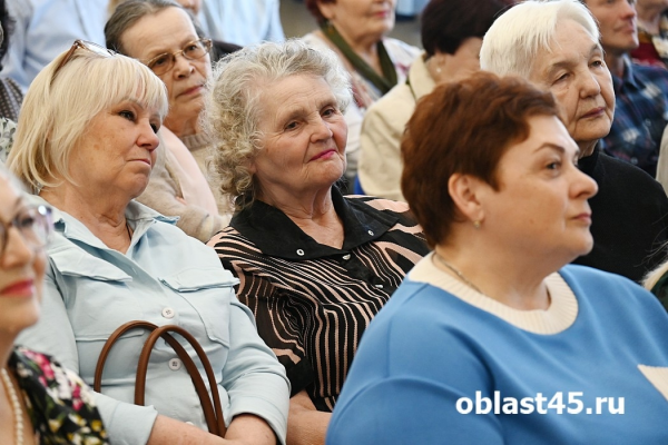 Курганские ветераны рвутся в бой: дартс, шахматы и лыжи в программе второй Спартакиады Курганские ветераны рвутся в бой: дартс, шахматы и лыжи в программе второй Спартакиады