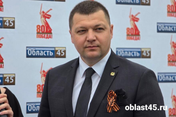 «Подвиг, которому нет равных»: мэр Антон Науменко обратился к жителям Кургана «Подвиг, которому нет равных»: мэр Антон Науменко обратился к жителям Кургана