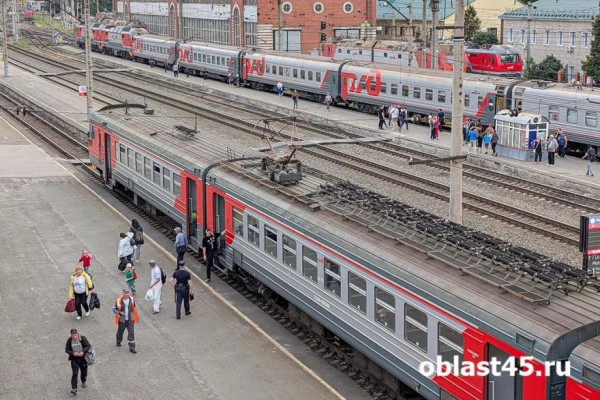 На майские праздники подскочили цены на электричку от Кургана до Екатеринбурга