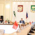 Губернатор Курганской области Вадим Шумков поздравил предпринимателей с профессиональным праздником
Губернатор Курганской области Вадим Шумков поздравил предпринимателей с профессиональным праздником