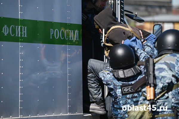 В Кургане силовики штурмовали вагон на антитеррористических учениях