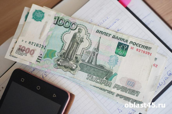 Зауральская пенсионерка лишилась 90 тысяч рублей при покупке беседки онлайн