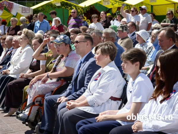 Фестиваль &laquo;Русское поле&raquo; в Кургане: включение первое