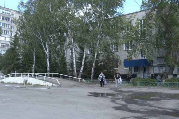 Бунт родителей и новый набор студентов: что происходит в челябинском колледже в Кургане, где разразился скандал