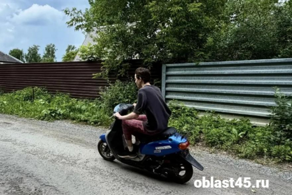 Детям не место за рулём: Госавтоинспекция обратилась к курганцам Детям не место за рулём: Госавтоинспекция обратилась к курганцам
