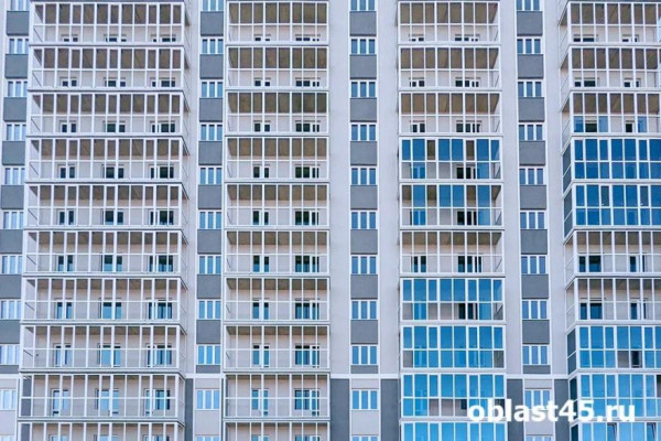 Курганцам объяснили, куда обращаться при проблемах с лифтом Курганцам объяснили, куда обращаться при проблемах с лифтом