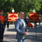 
											В День памяти и скорби в Кургане состоялась церемония возложения цветов к Вечному огню									