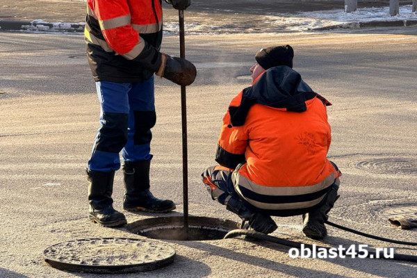 В Кургане продолжают проверки тепломагистралей повышенным давлением
