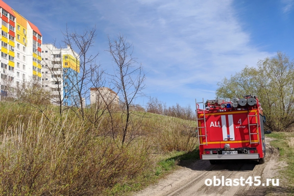 В Кургане горела квартира в 5-этажке: спасли 6 человек
