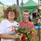 Яркими событиями и бойкой торговлей встретила жителей и гостей Курганской области Крестовско-Ивановская ярмарка
Яркими событиями и бойкой торговлей встретила жителей и гостей Курганской области Крестовско-Ивановская ярмарка