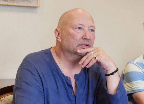 «Спою про куницу»: Юрий Гальцев организовал в Кургане юбилейную «Середину лета» «Спою про куницу»: Юрий Гальцев организовал в Кургане юбилейную «Середину лета»